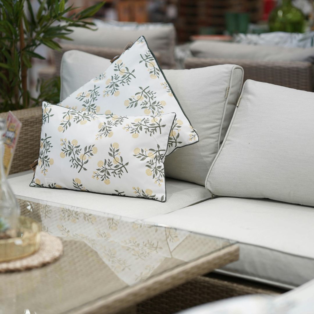 Welche Schaumstoffstärke für Outdoor Auflagen? Der große Ratgeber | Lulu-Belle